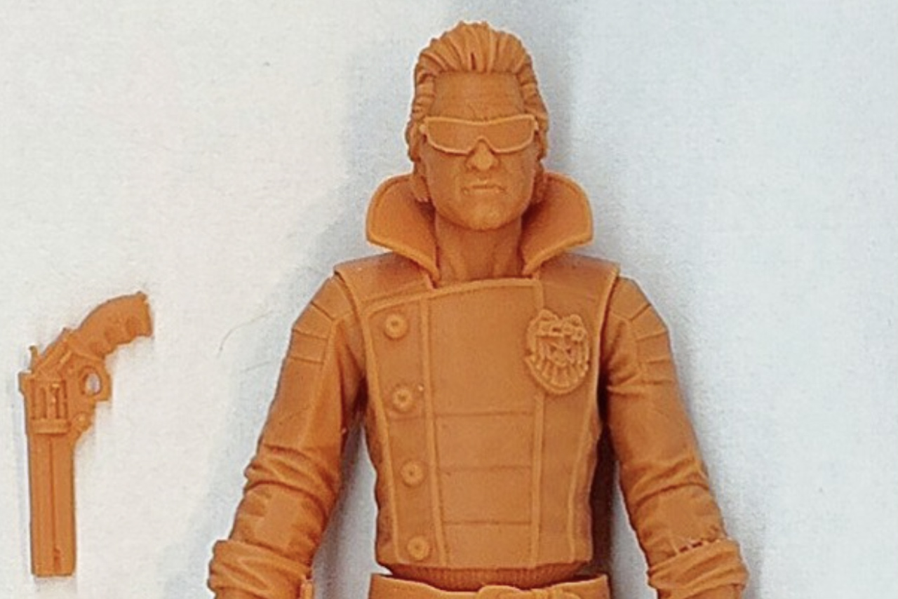 Chicken Fried Toys Polls Fans on New Leg Designs for “Roadblock” Figure