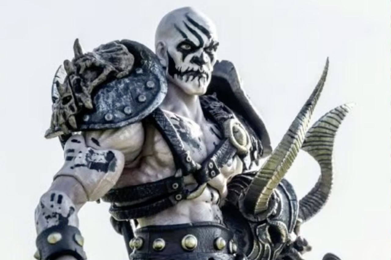 Savage Crucible Drevarthi Sentinel Revealed as Titans Toy Expo Exclusive